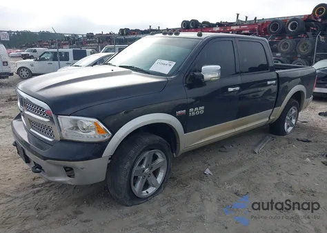 2017 Ram 1500 Laramie 4X4 5'7 Box z USA, uszkodzony, nr VIN 1C6RR7NT4HS750808